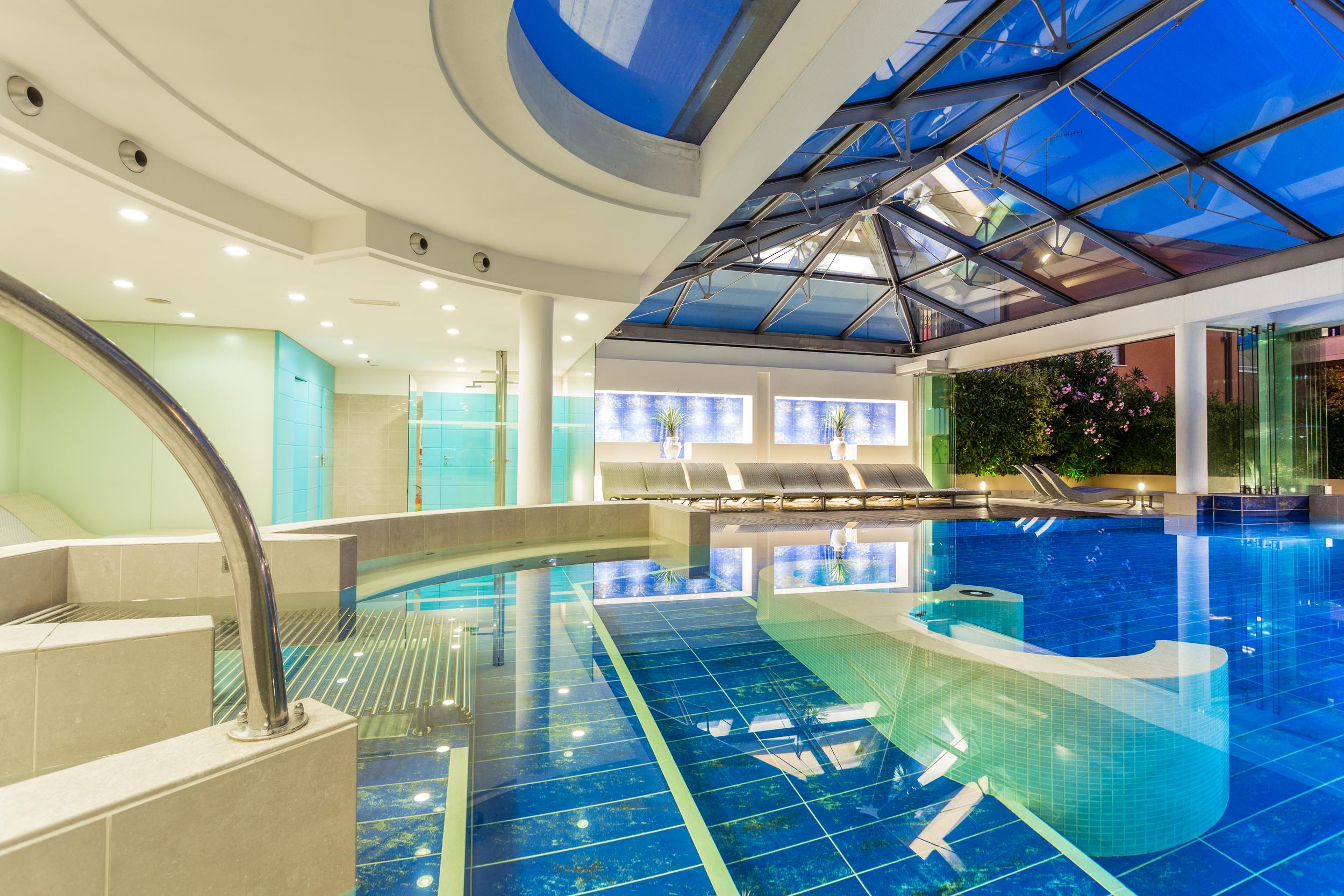 Hotel Luna Riccione E Aqua Spa Only Adults +12 Bagian luar foto